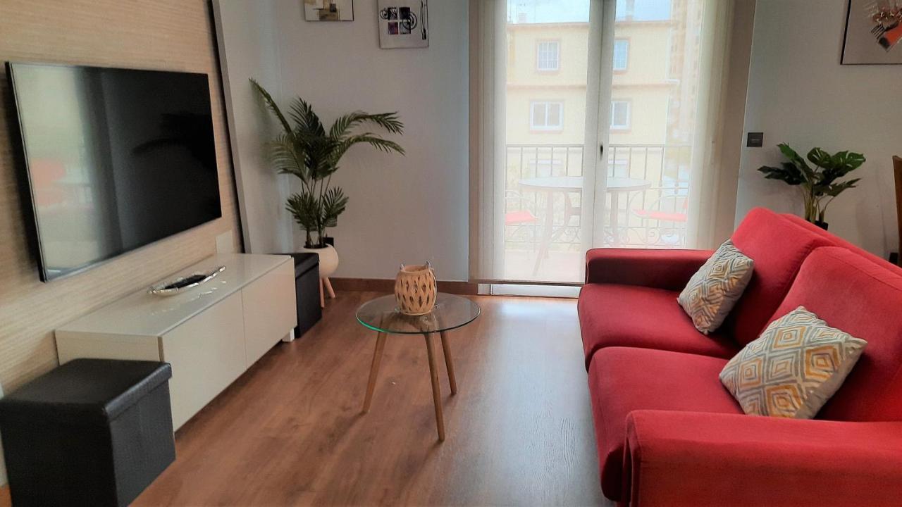Apartamento Capri Los Boliches Wifi Gratis Beach 100M フエンヒロラ エクステリア 写真