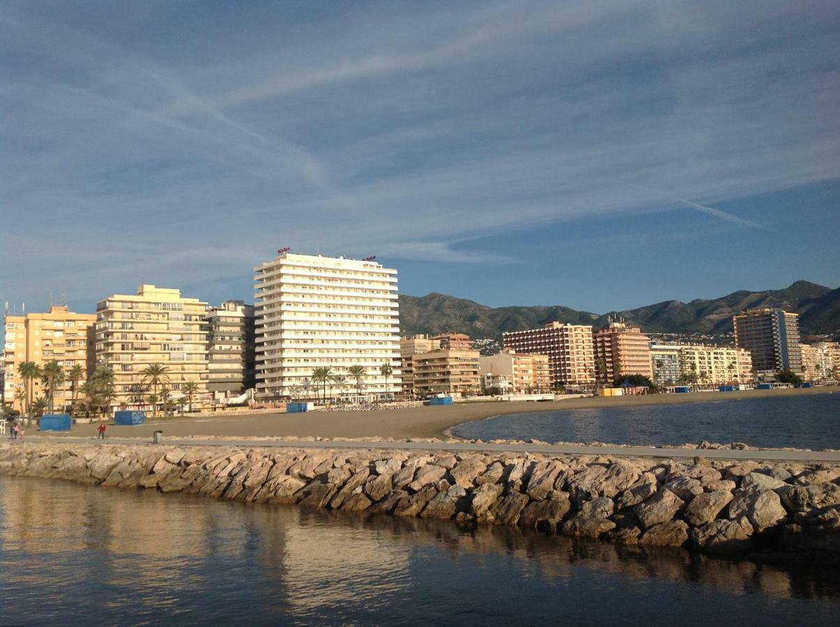 Apartamento Capri Los Boliches Wifi Gratis Beach 100M フエンヒロラ エクステリア 写真